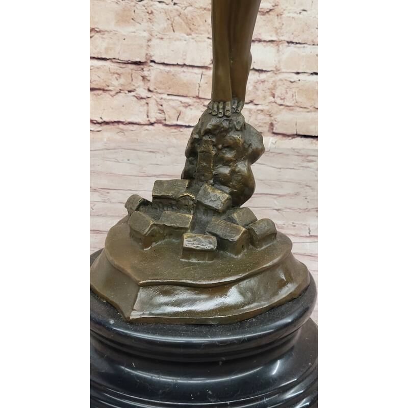 Hand Made Chiparus Gorgeous Woman Diver On Rock Bronze Sculpture Statue