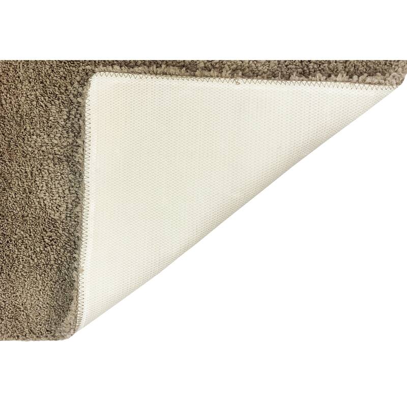 Better Trends Bath Rug 100% Micro Polyester Tufted Anti-Skid Latex Backing Bathroom Rugs for Shower, Sink Bath Mats Micro Plush