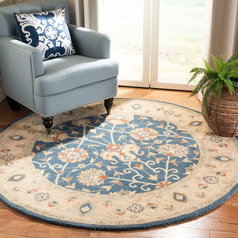 SAFAVIEH Handmade Antiquity Zuriñe Traditional Oriental Wool Rug - 6' Round - Blue