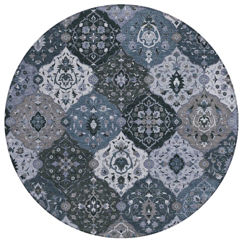 Machine Washable Indoor/ Outdoor Traditional Panel Chantille Rug
