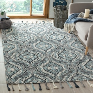 SAFAVIEH Handmade Suzani Lefkothea Boho Tribal Wool Rug - Grey/Light Blue - 5' x 8'