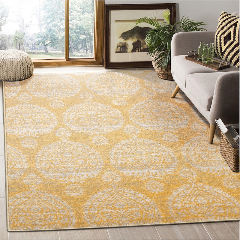Gold Polypropylene Gabi Traditional Area Rug