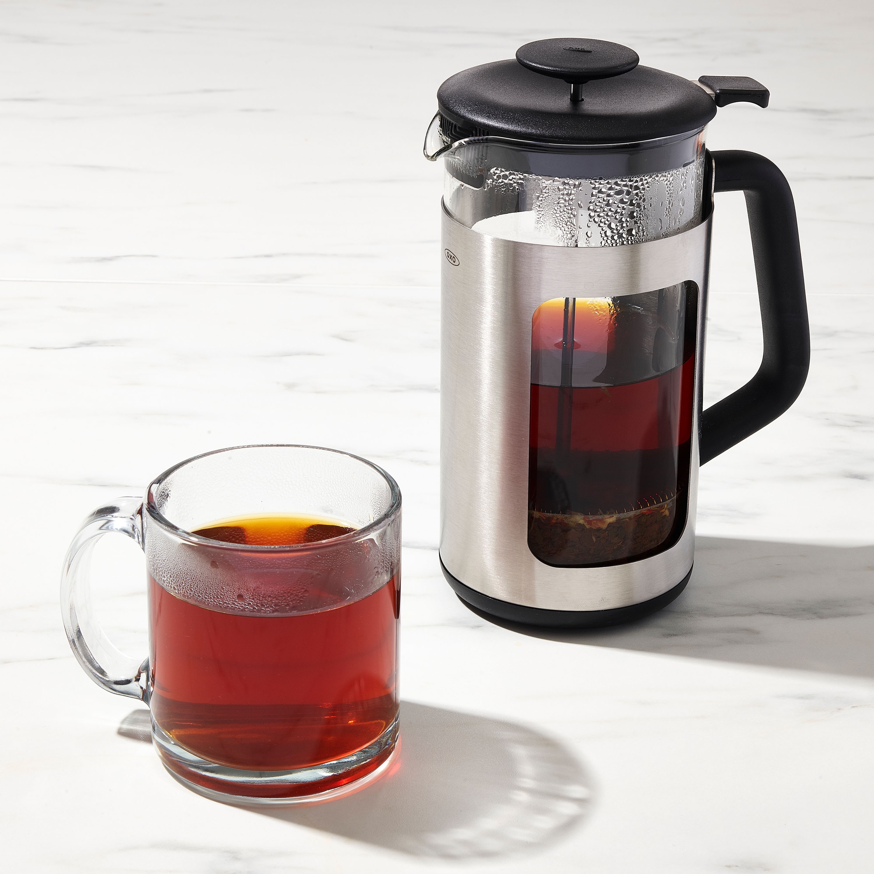 https://ak1.ostkcdn.com/images/products/is/images/direct/455b0c906787f9d630efe42592be38dddcb772cf/OXO-Brew-8-Cup-French-Press-With-Grounds-Lifter-2.0.jpg