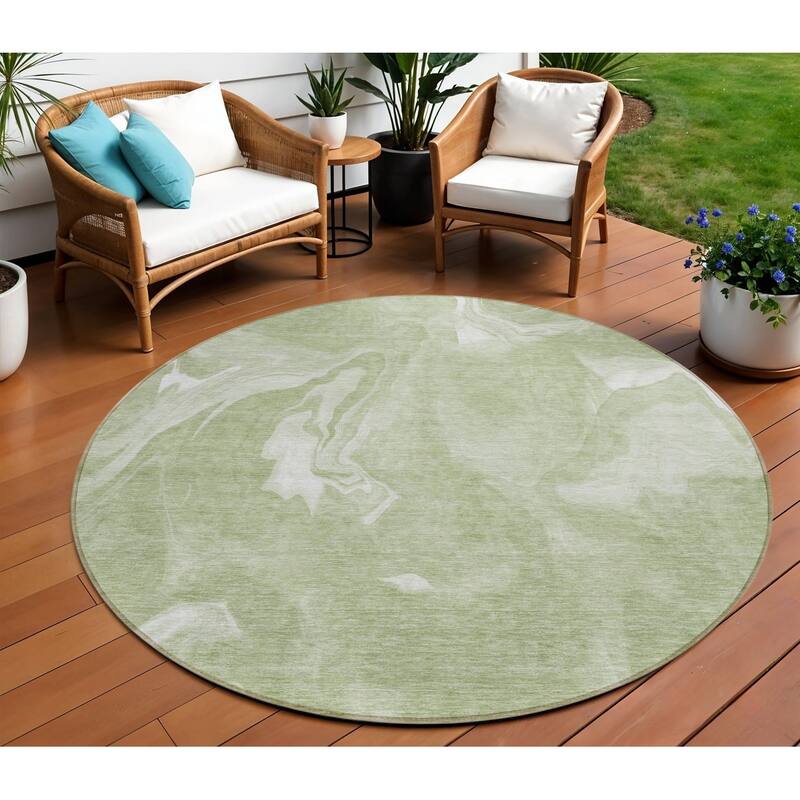 HomeRoots Abstract Transitional Rectangle Outdoor Rug - 8' Round