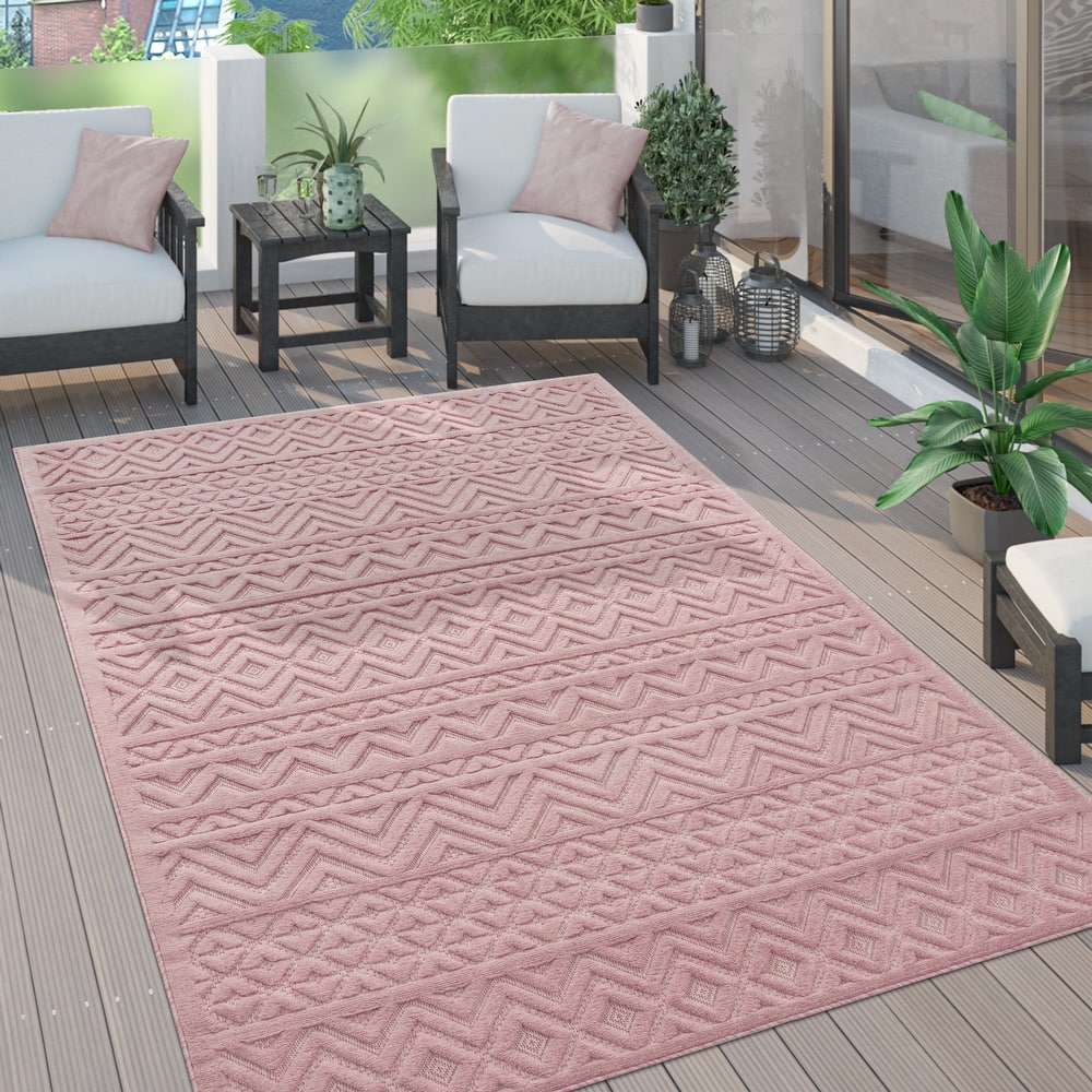 Indoor & Outdoor Rug With Boho Trellis High-Low Pattern