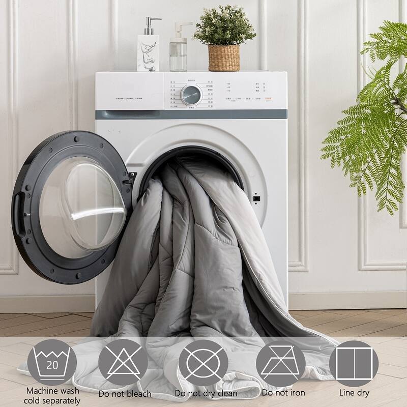 Double-Sided Cooling Comforter for Hot Sleepers