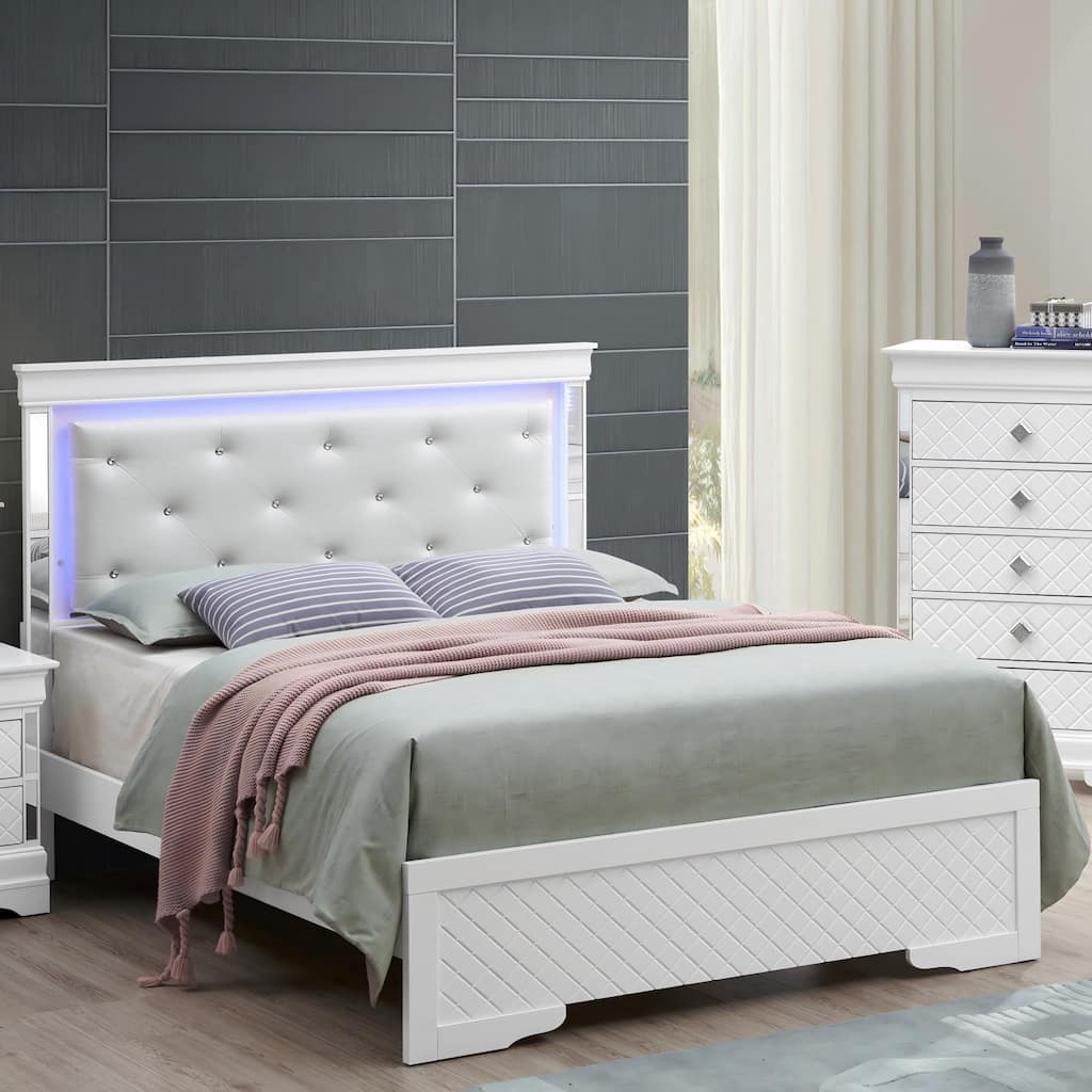 Chic Silver Champagne Full Bed with Durable Design