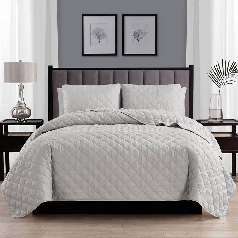 Modern Ultra Soft Microfiber Traditional Diamond Quilting Coverlet Quilt Set