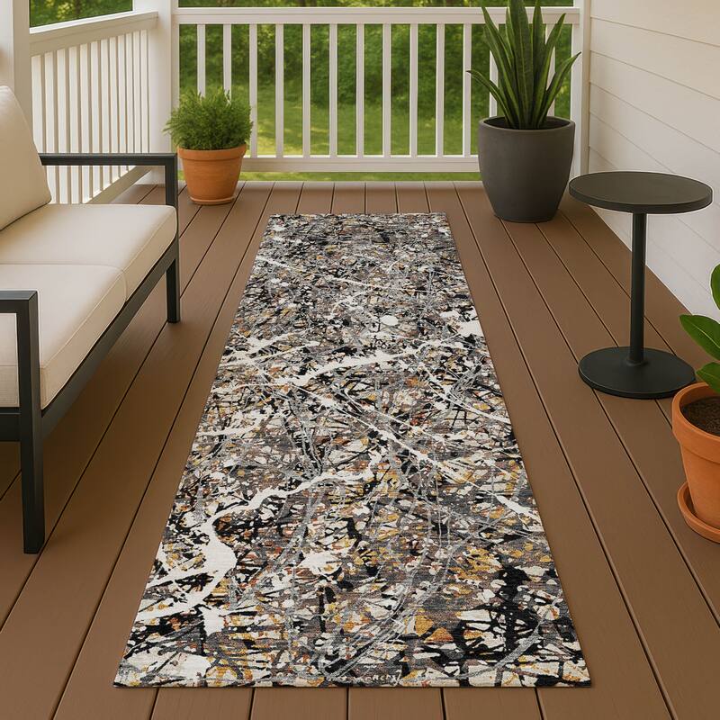 Machine Washable Indoor/ Outdoor Modern Splatter Chantille Rug - Black - 2'3" x 7'6"
