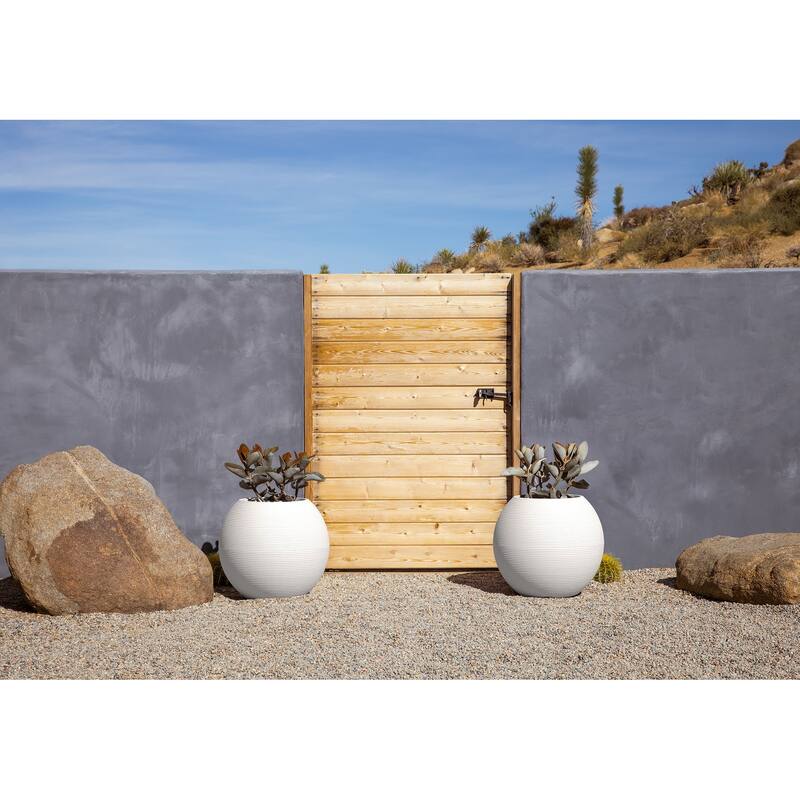 Veradek Strata Series Sphere 18'' Planter