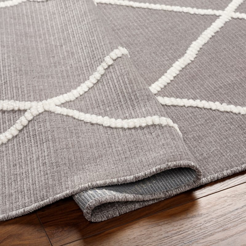 Livabliss Olten Trellis Machine Washable Area Rug