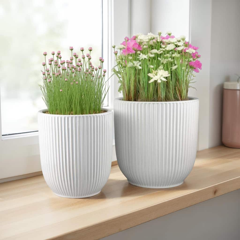 Modern 2-Piece Glossy White Ribbed Ceramic Planter Set with Drainage