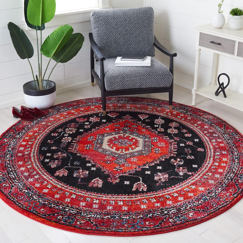 SAFAVIEH Vintage Hamadan Gertie Traditional Oriental Rug - 6'7" Round - Red/Black