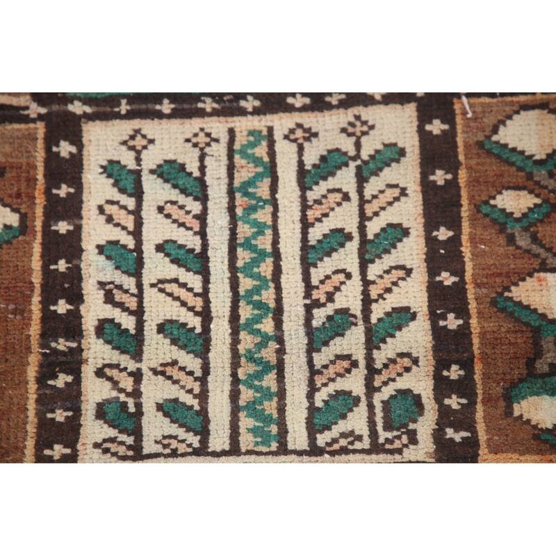 Distressed Bakhtiari Persian Vintage Area Rug Handmade Wool Carpet - 6'8"x 9'9"