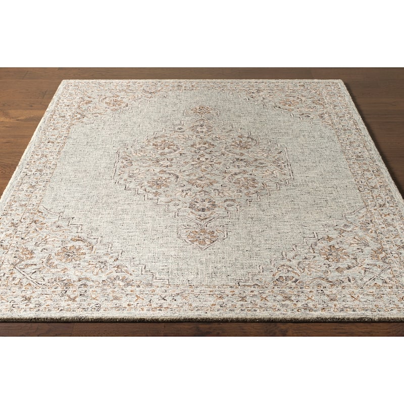 Pihu Handmade Traditional Medallion Wool Blend Area Rug