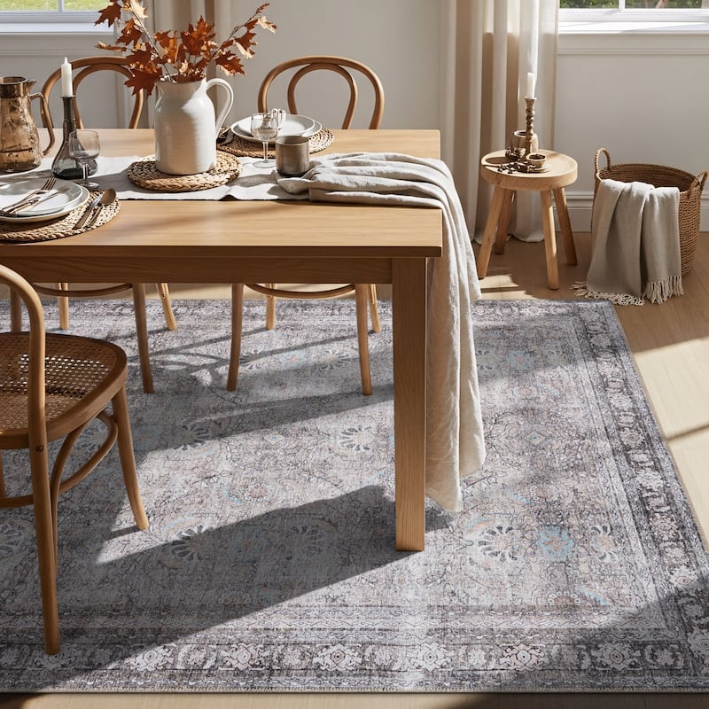 World Rug Gallery Vintage Inspired Machine Washable Non Slip Area Rug