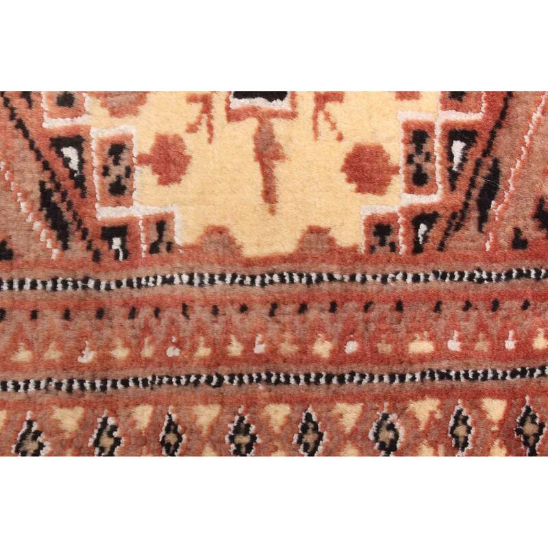 ECARPETGALLERY Hand-knotted Finest Peshawar Bokhara Beige Wool Rug - 2'7 x 3'9