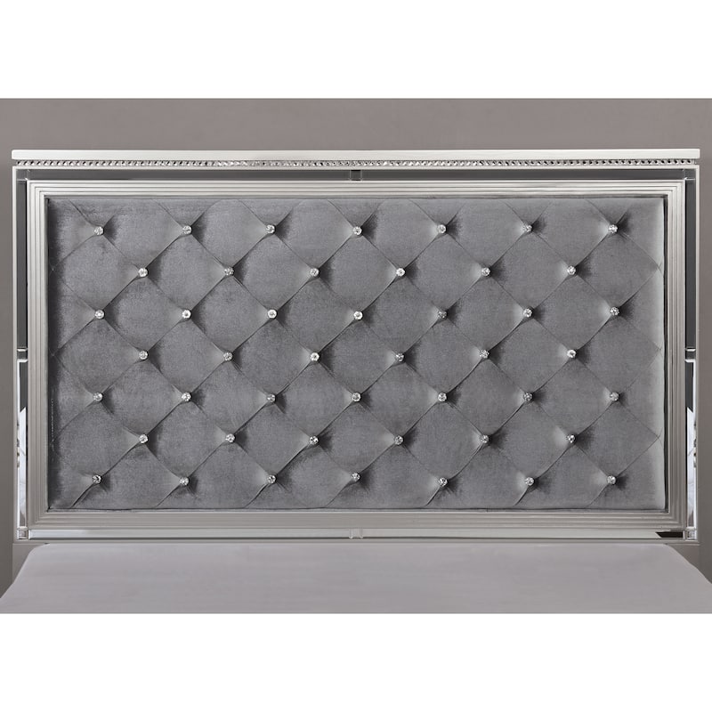 Seleena Glam Silver Wood 5-Piece Tufted Panel Bedroom Set with USB Port by Furniture of America