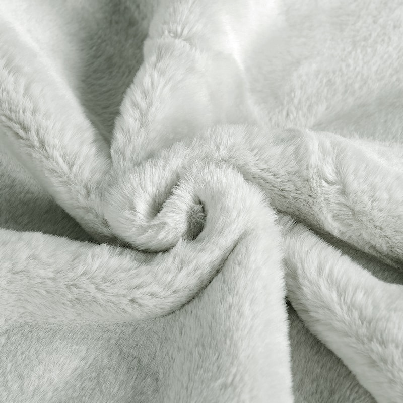 Home Soft Things FoxFauxFur Throw 50"x60"/60"x80"