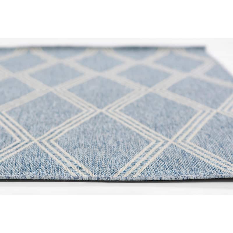 Momeni Hampton Diamond Trellis Indoor/Outdoor Area Rug