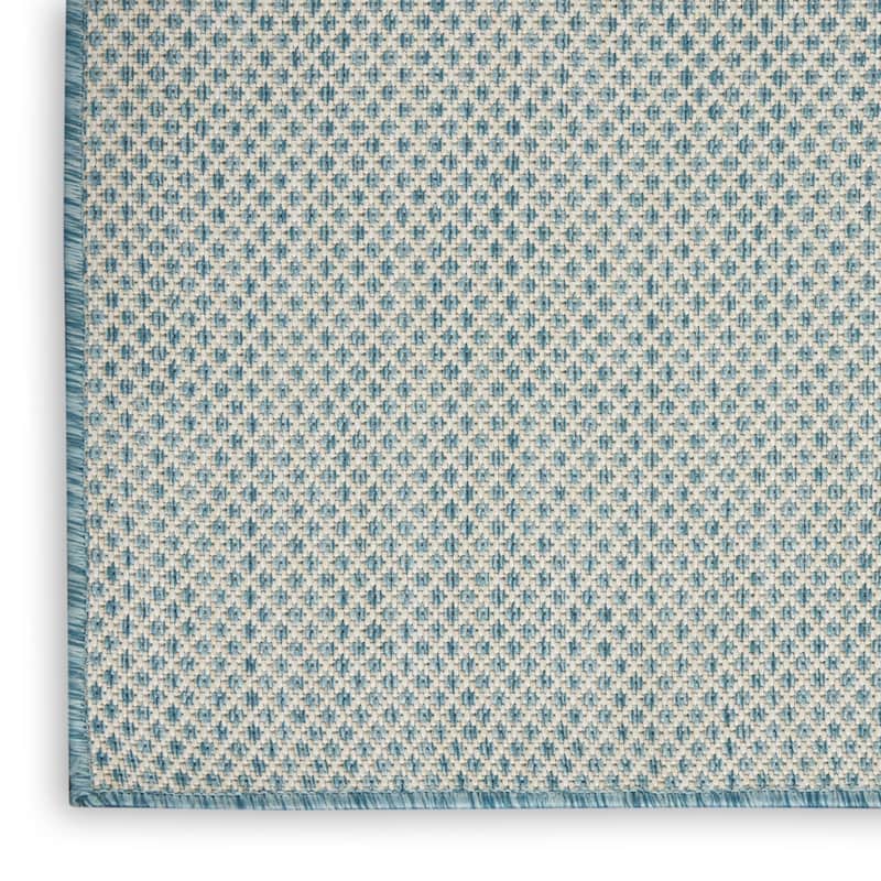 HomeRoots Contemporary Rectangle Outdoor Rug - 7' X 10'