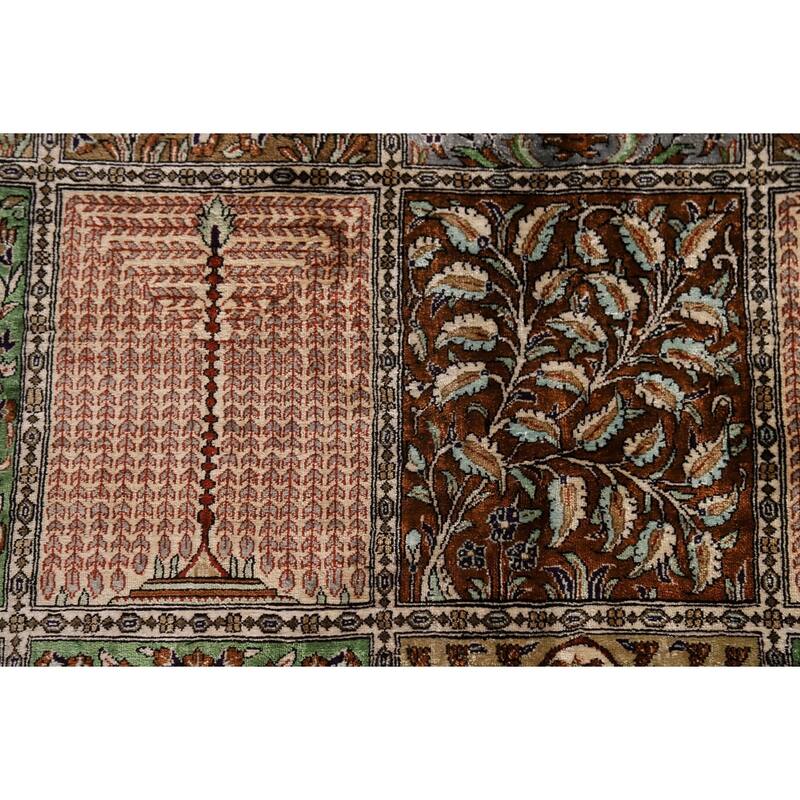 Florl Handmade Qum Persian Area Rug - 6'5"x 9'7"