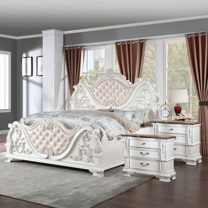 Furniture of America Wrea Traditional 3-Piece White Faux Leather Button Tufted Panel Bedroom Set - California King