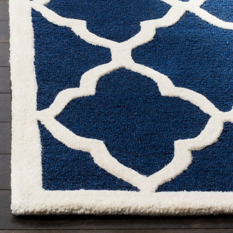 SAFAVIEH Handmade Cambridge Justina Modern Moroccan Wool Rug