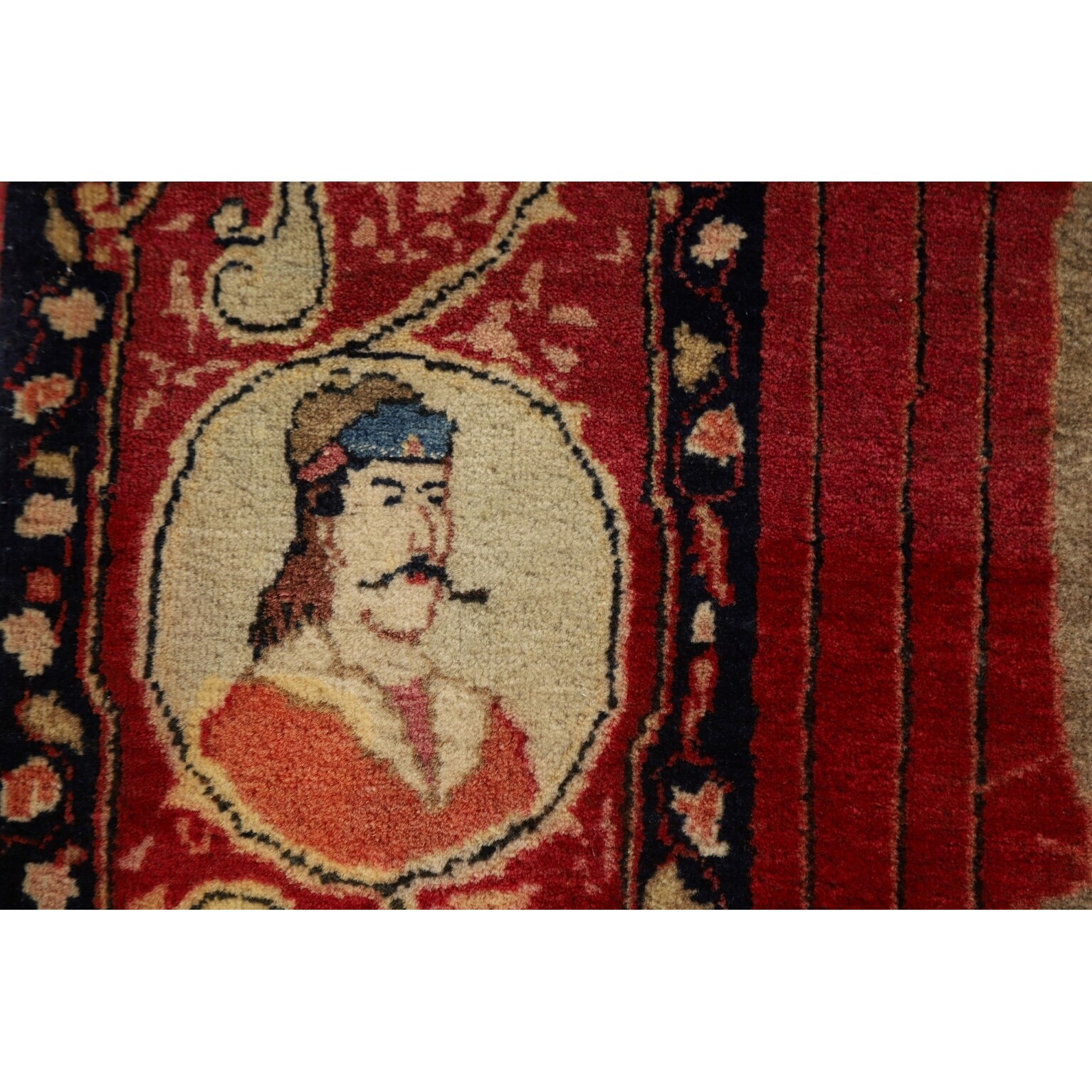 Pre-1900 Antique Pictorial Isfahan Persian Rug Handmade Wool