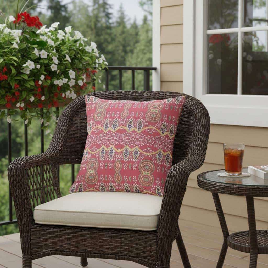 HomeRoots 16" x 16" Red Blown Seam Paisley Indoor Outdoor Throw Pillow - 16.00' X '5.00' X '16.00