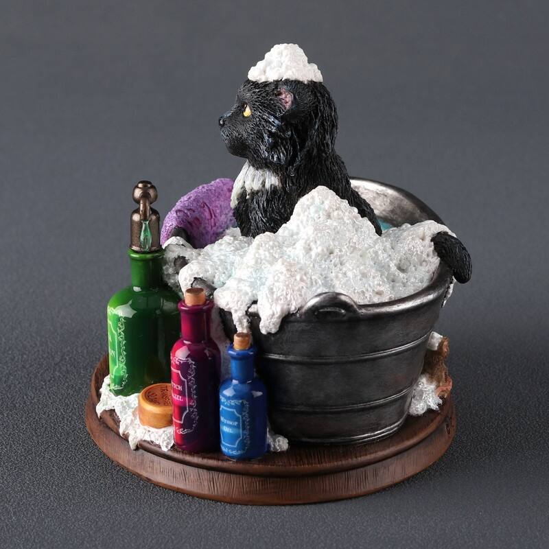 5.51 inches Width Polyresin Bath Time Figurine Multicolor Finish Figurine