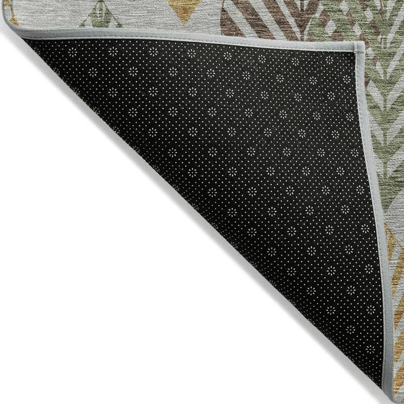 Machine Washable Indoor/ Outdoor Chantille Casual Palm Rug