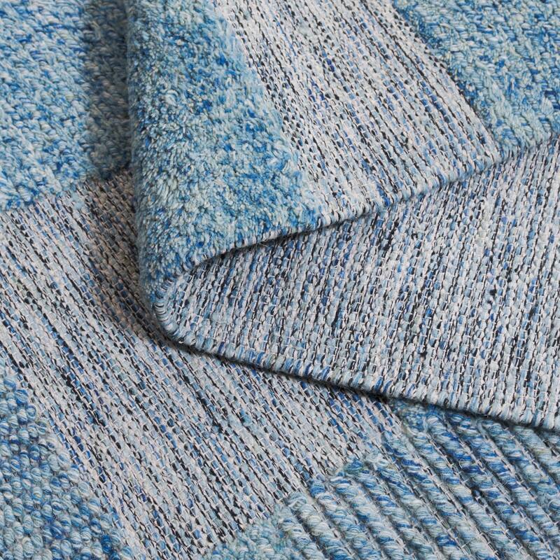SAFAVIEH Handmade Natura Malakeh Wool Rug