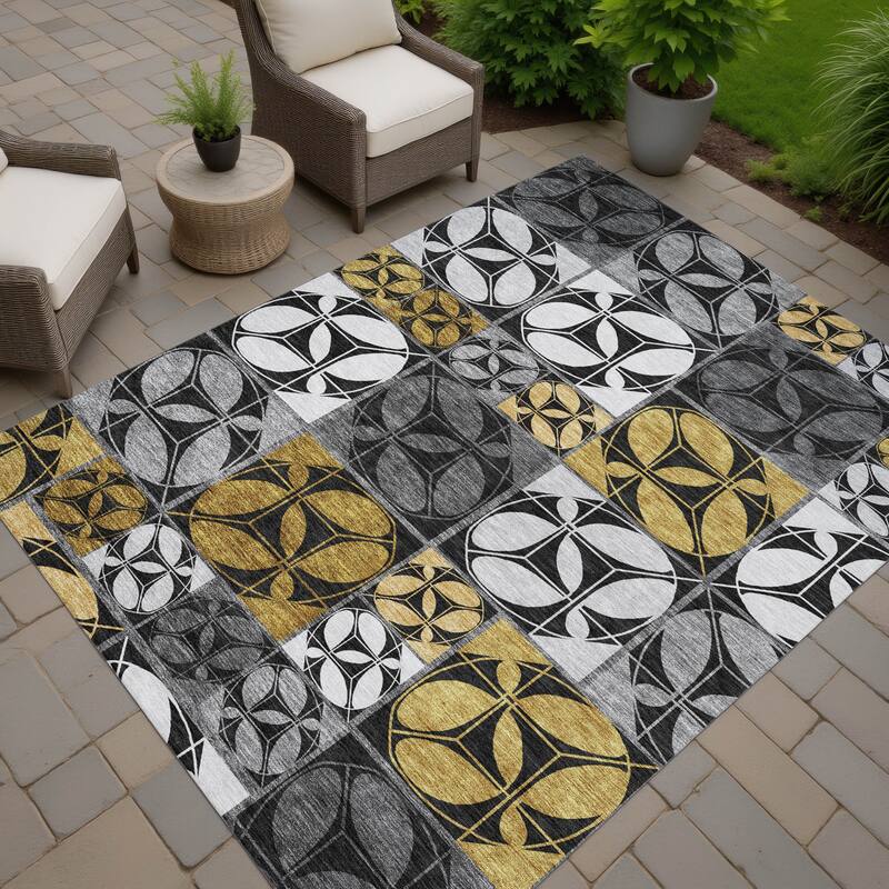 Machine Washable Indoor/ Outdoor Patch Lupton Chantille Rug