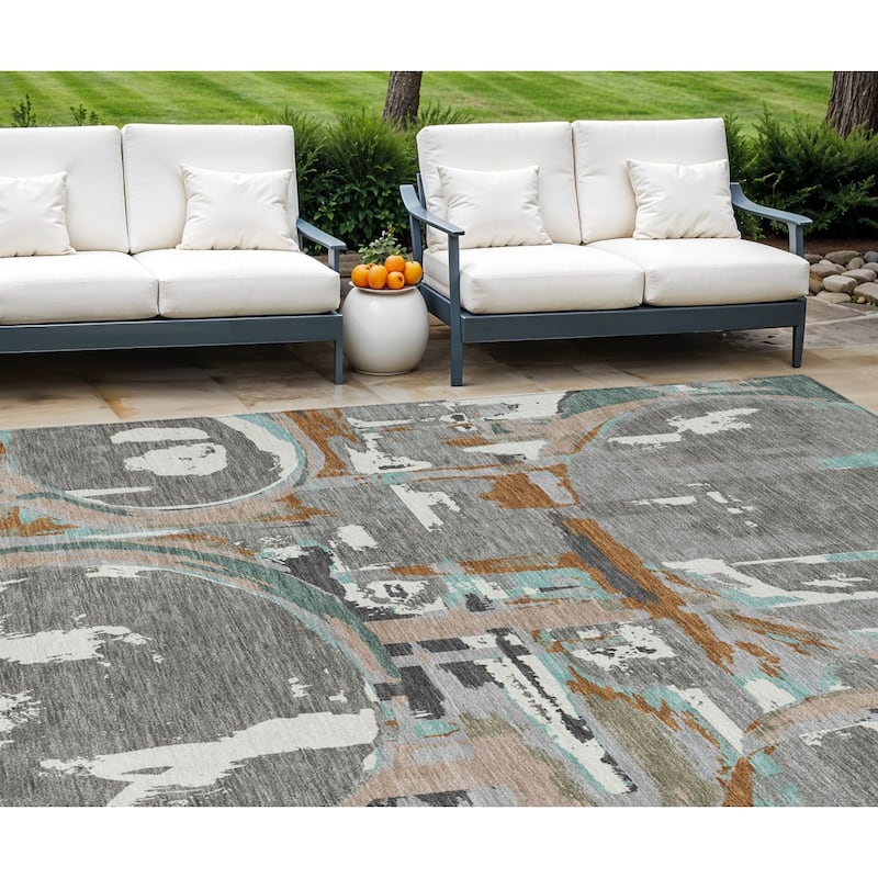 HomeRoots Geometric Transitional Rectangle Outdoor Rug - 8' X 10'