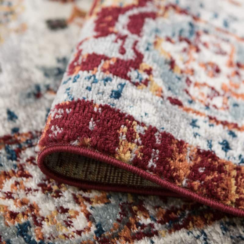 Alvia Xyryl Floral Area Rug