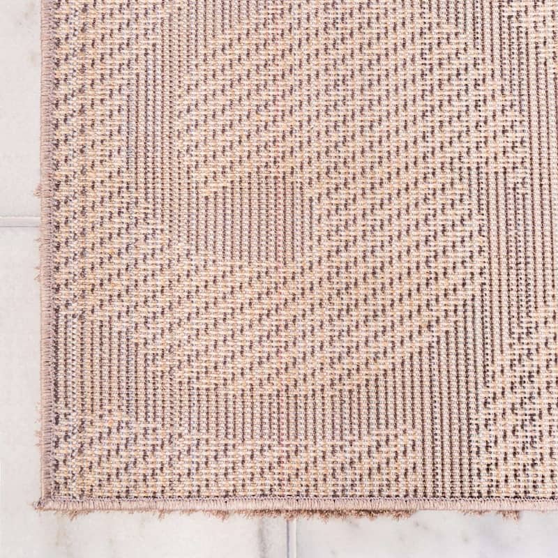 Shag Milson Collection Area Rug