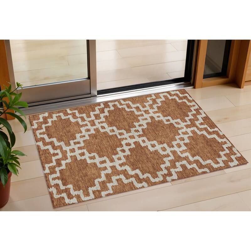 HomeRoots Geometric Transitional Rectangle Outdoor Rug - 3' x 5'