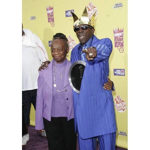 Mother Flava Flav At Arrivals For Comedy CentralS Roast Of Flavor Flav