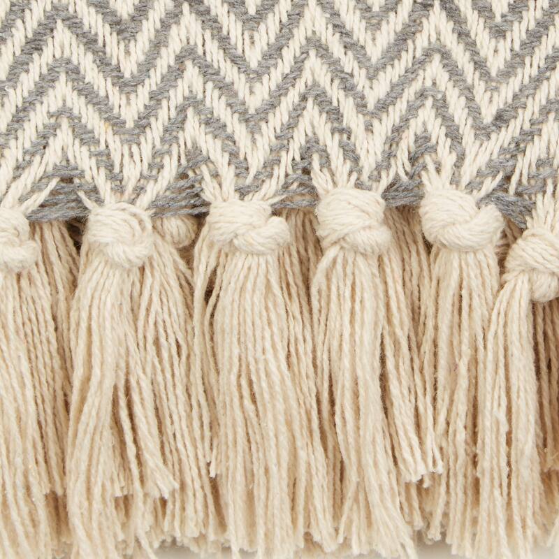 DII Zig-Zag Chevron Throw