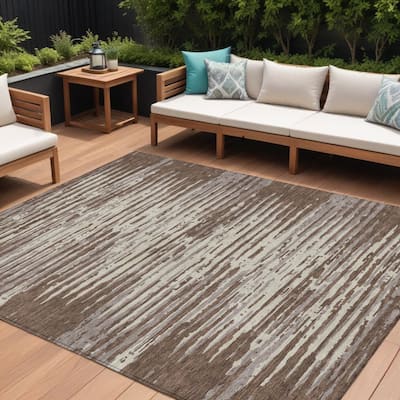 HomeRoots Striped Transitional Rectangle Outdoor Rug