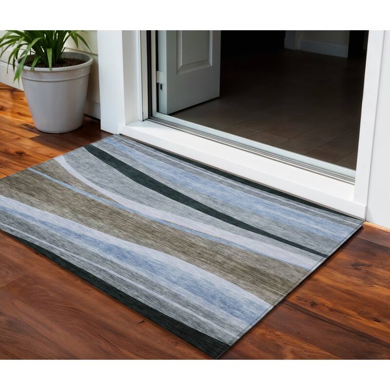 HomeRoots Abstract Transitional Rectangle Outdoor Rug - 3' x 5'