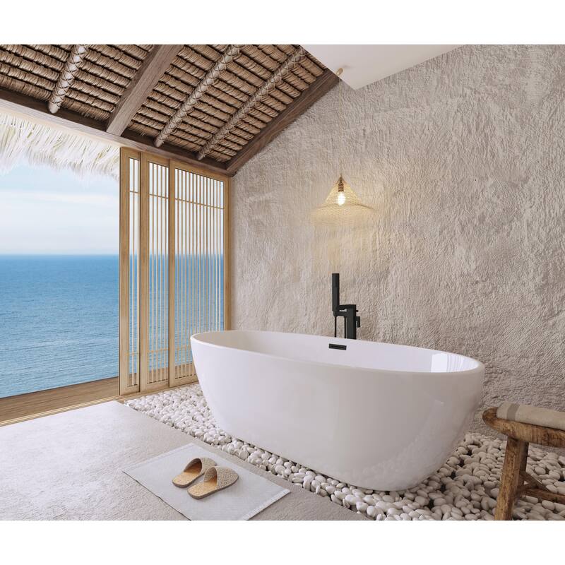 Adler Soaking Bathtub in Glossy White