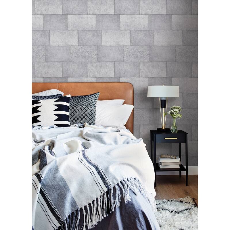 Advantage Lyell Light Grey Stone Wallpaper