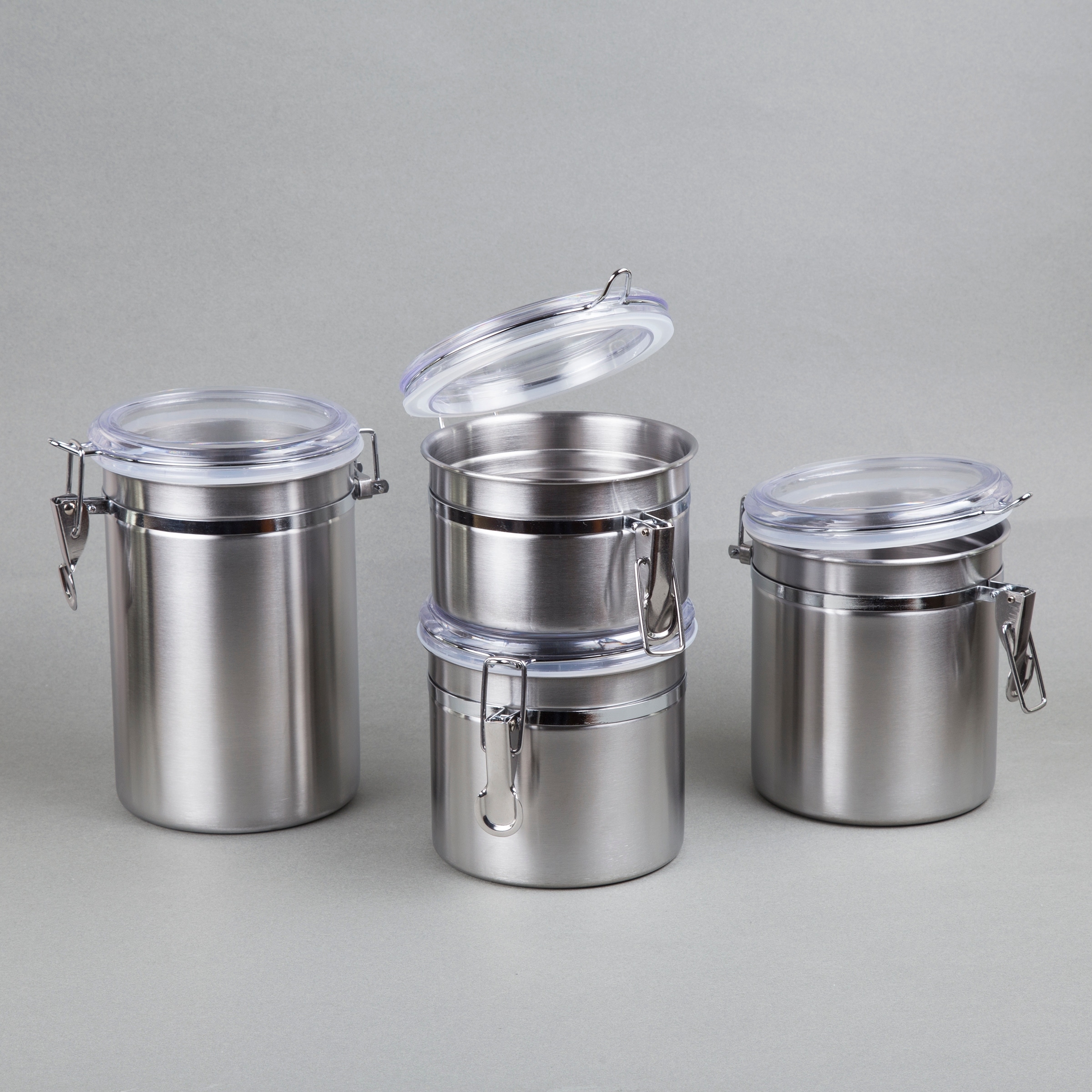 https://ak1.ostkcdn.com/images/products/is/images/direct/45b9a995419084e3b2514d49a6ce231c261f92b6/Creative-Home-4-Piece-Canister-Container-Set-with-Air-Tight-Lid-and-Locking-Clamp%2C-Stainless-Steel.jpg