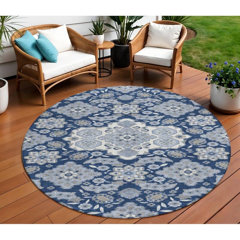 HomeRoots Medallion Traditional Rectangle Outdoor Rug - 8' Round