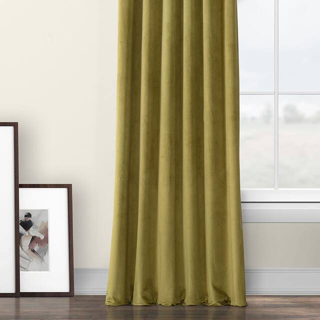 Exclusive Fabrics Heritage Plush Velvet Curtain (1 Panel)