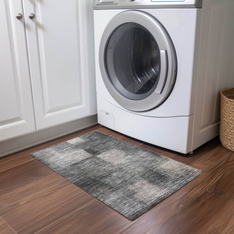 Machine Washable Indoor/ Outdoor Chantille Casual Ombre Rug