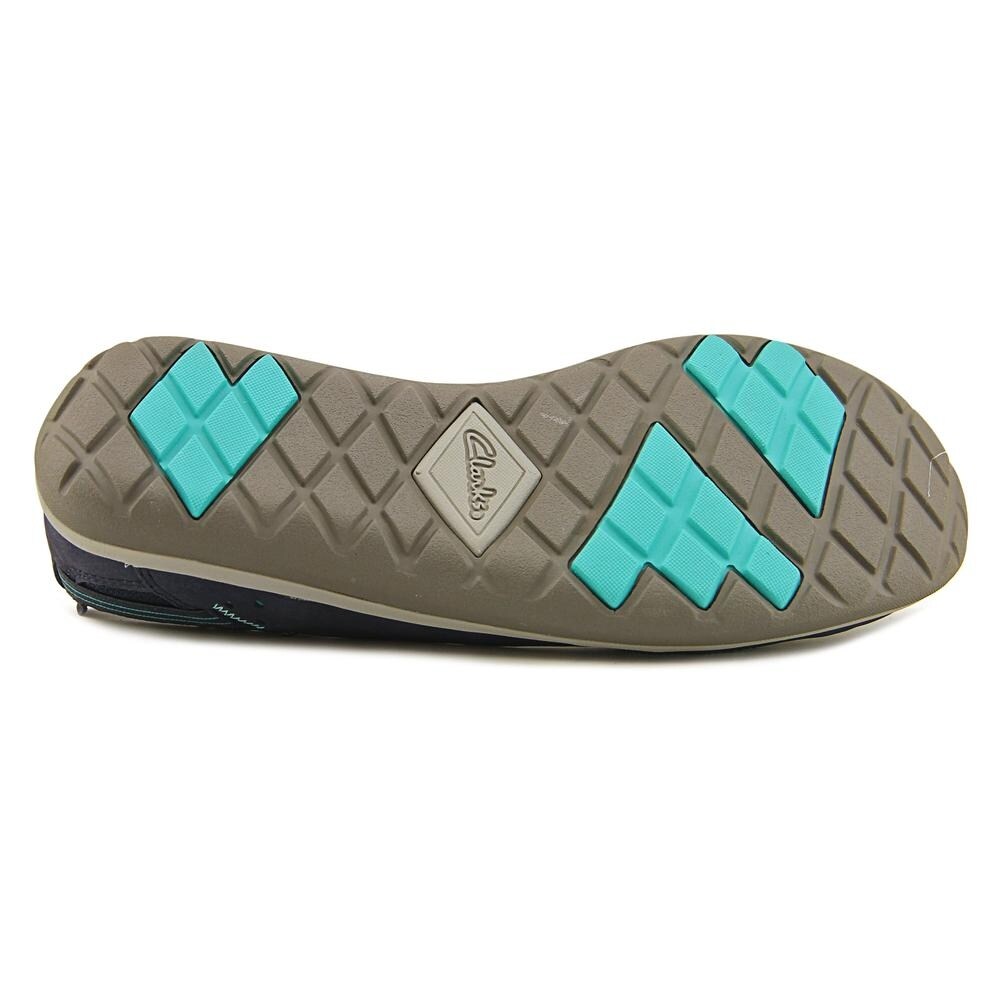 clarks aria pump flat