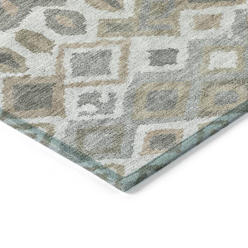 Machine Washable Indoor/ Outdoor Boho Moroccan Chantille Rug